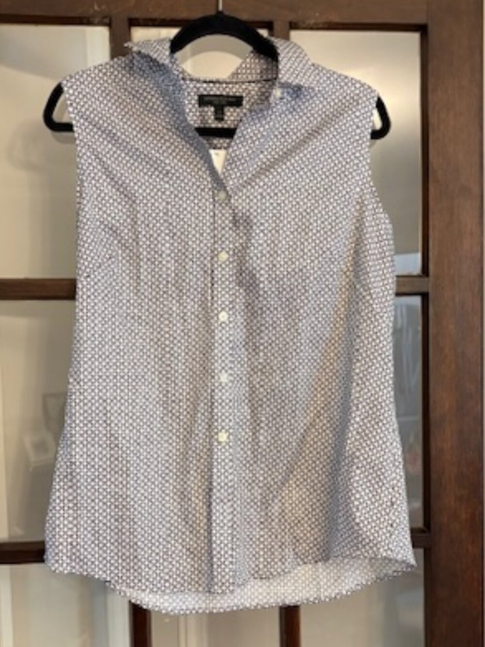Banana Republic Black and White Geometric Print Sleeveless Blouse, Size 14